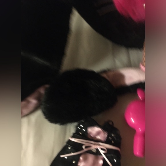 Na na na surprise - Picture 5 of 9